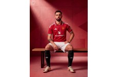 Manchester United 2026/27 Kit Leaks: Admiral 1970s Rebirth Tribute