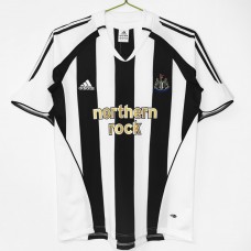 Newcastle United FC Men Home Retro Soccer Jersey 2005 Newcastle United FC Men Home Retro Soccer Jersey 2005