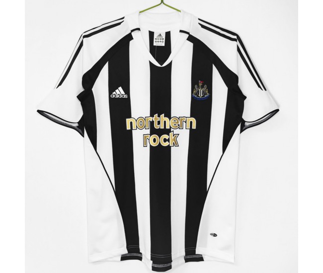 Newcastle United FC Men Home Retro Soccer Jersey 2005